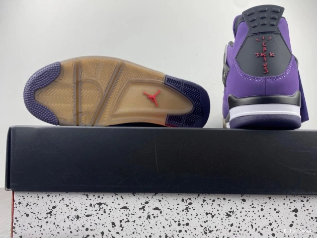 Bmlin LN4 (Friends Purple Scott Jordan 4 Travis Family) and 766296 Retro 0725